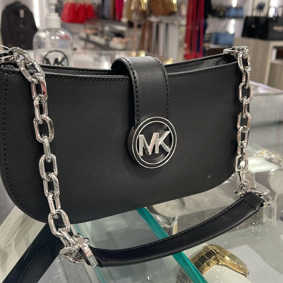 MICHAEL KORS CARMEN SMALL POUCHETTE SHOULDER CHAIN BAG BLACK/SILVER TONED - Picture 14 of 16